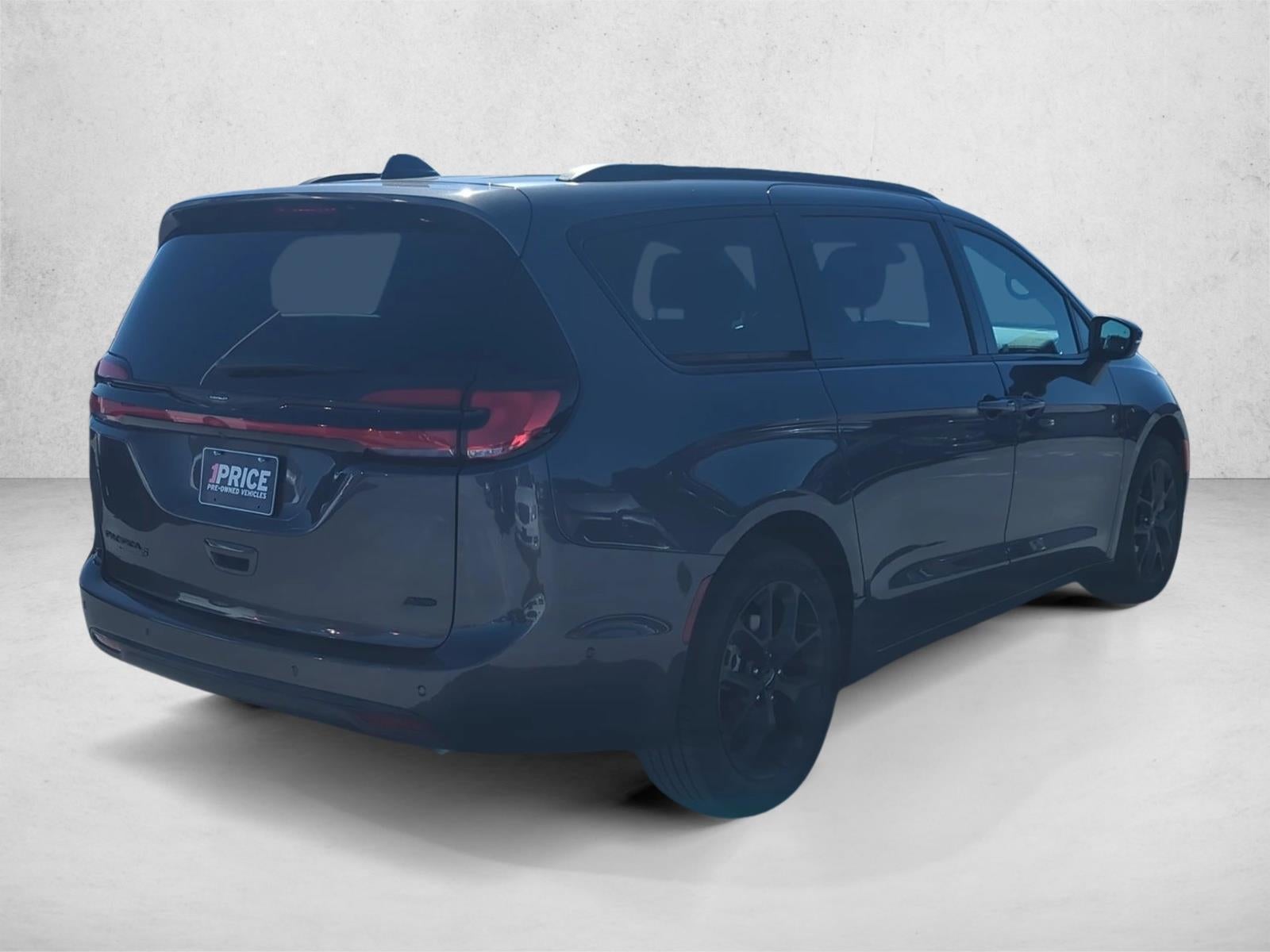 2023 Chrysler Pacifica Touring L AWD