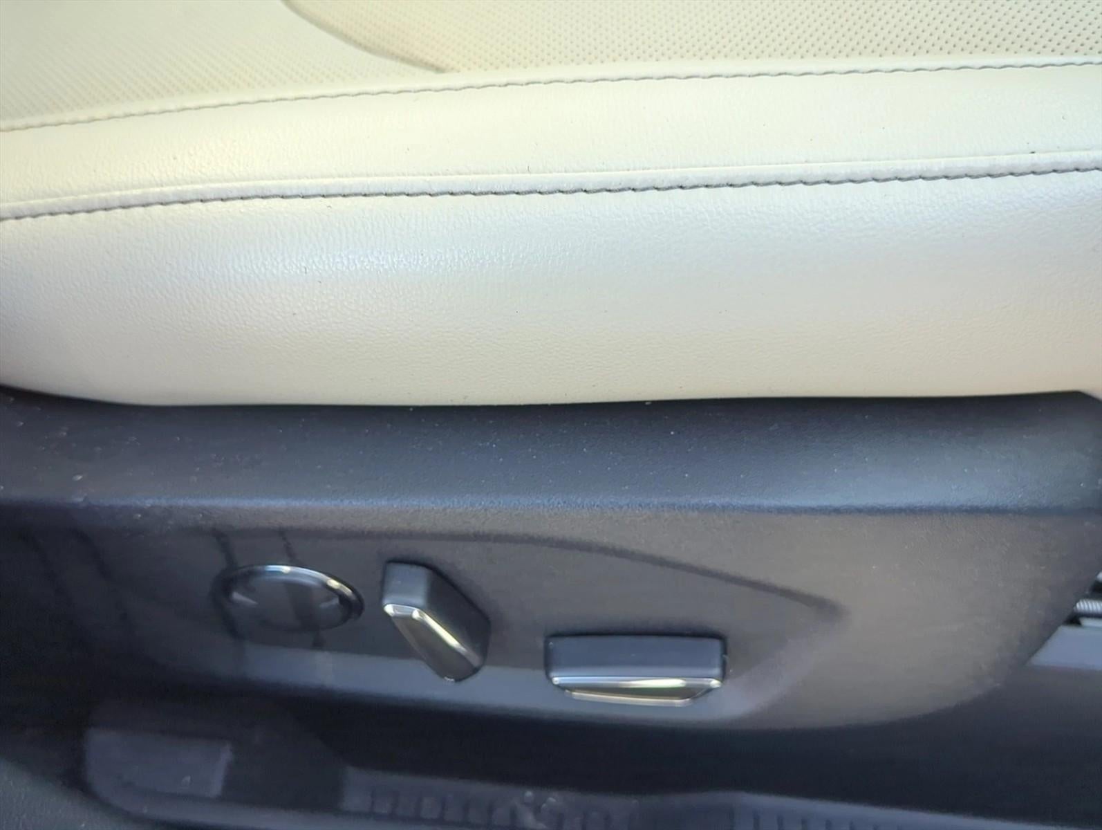 2017 Ford Edge Titanium FWD