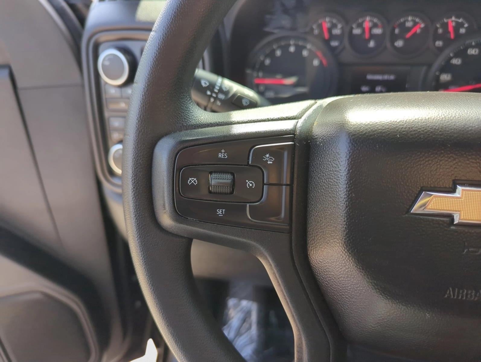 2024 Chevrolet Silverado 2500 HD Crew Cab Standard Box 4-Wheel Drive Custom