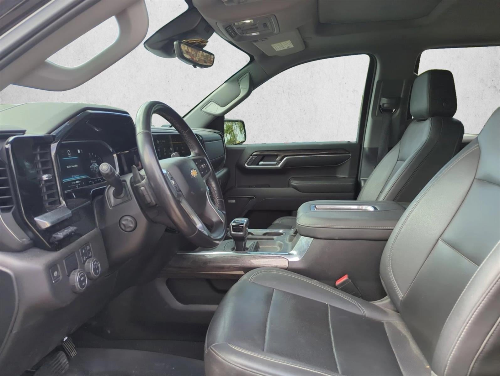 2022 Chevrolet Silverado 1500 Crew Cab Short Box 2-Wheel Drive LTZ