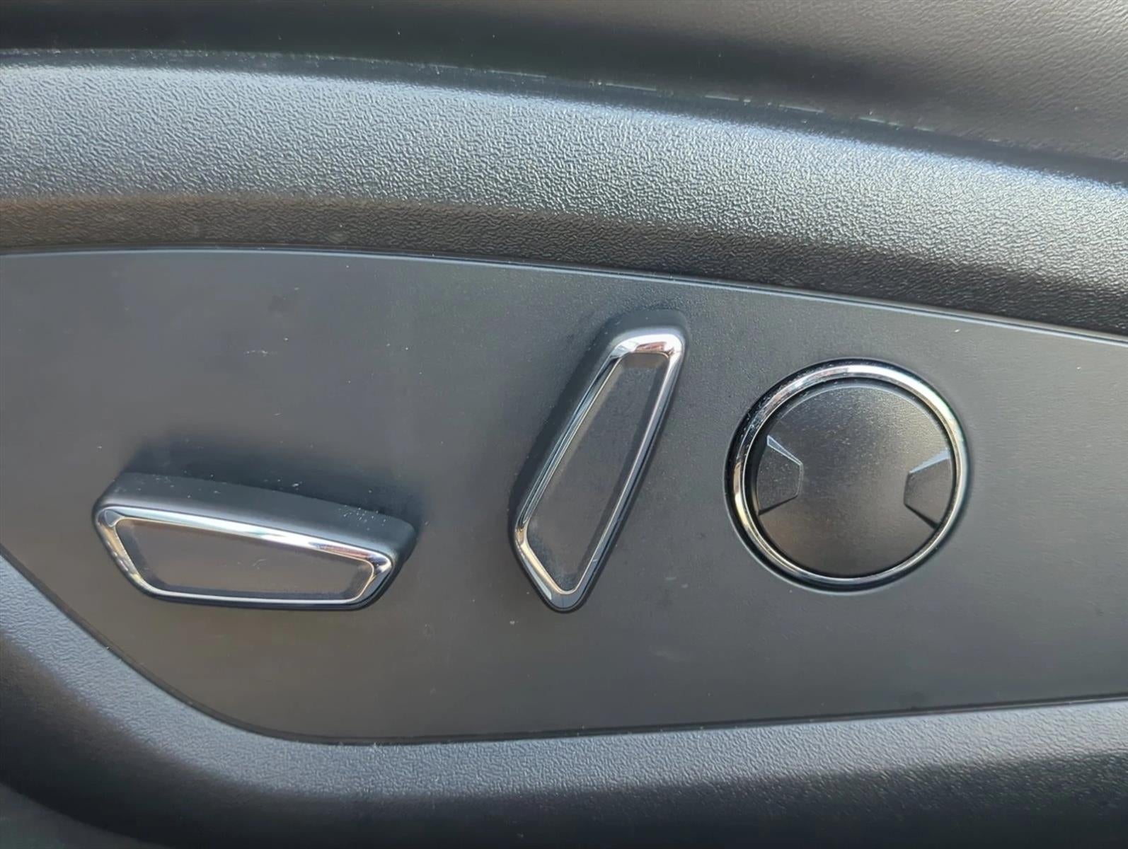 2021 Lincoln Nautilus Reserve FWD