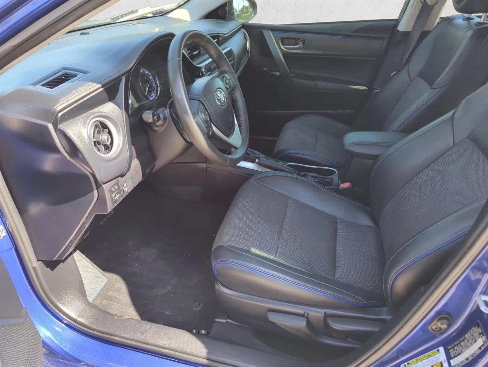 2018 Toyota Corolla SE CVT (Natl)