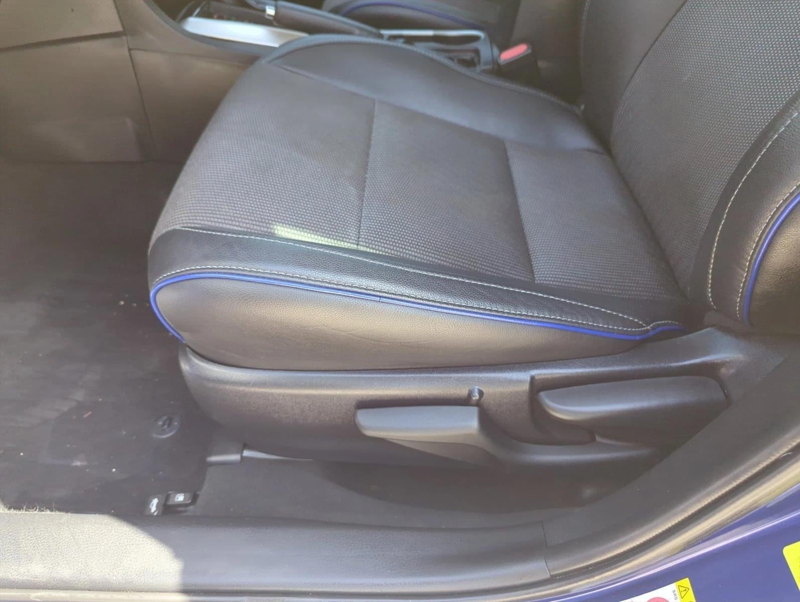 2018 Toyota Corolla SE CVT (Natl)