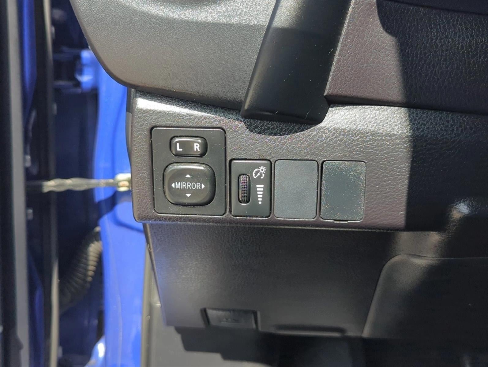 2018 Toyota Corolla SE CVT (Natl)