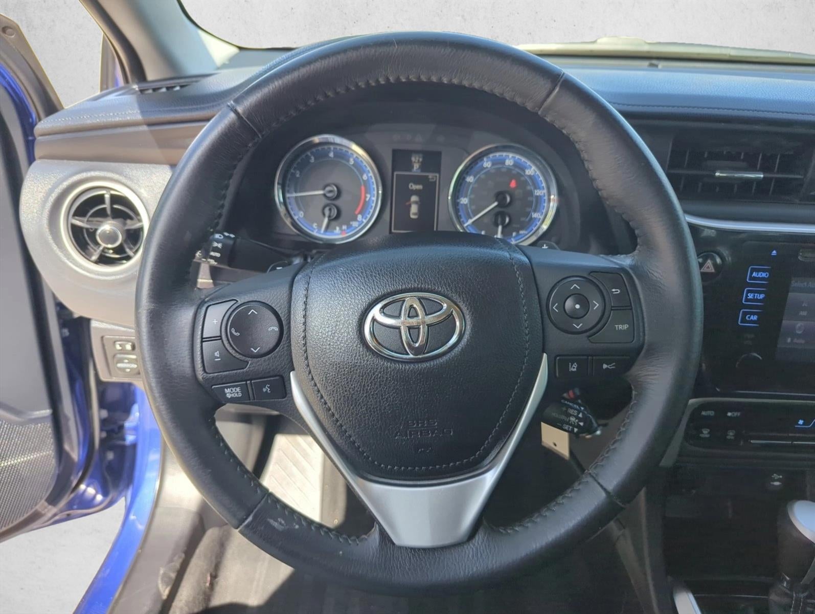 2018 Toyota Corolla SE CVT (Natl)