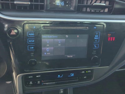 2018 Toyota Corolla SE CVT (Natl)