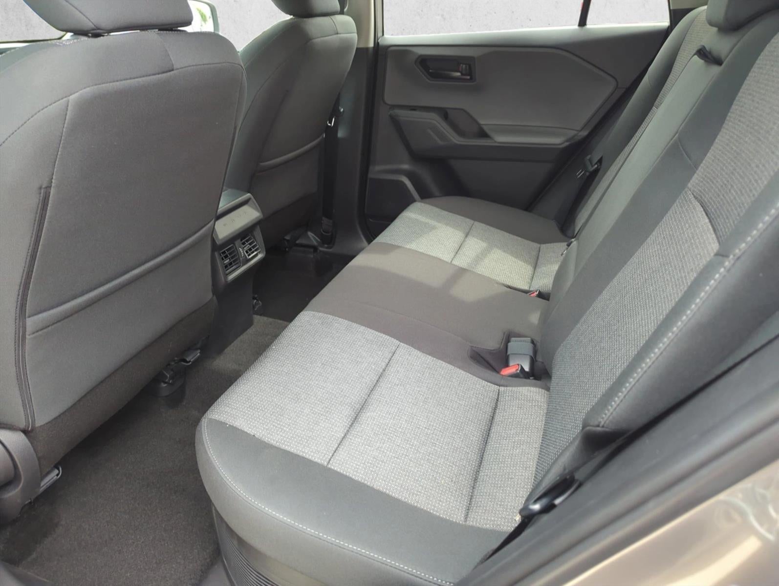 2026 Toyota RAV4 LE FWD (Natl)
