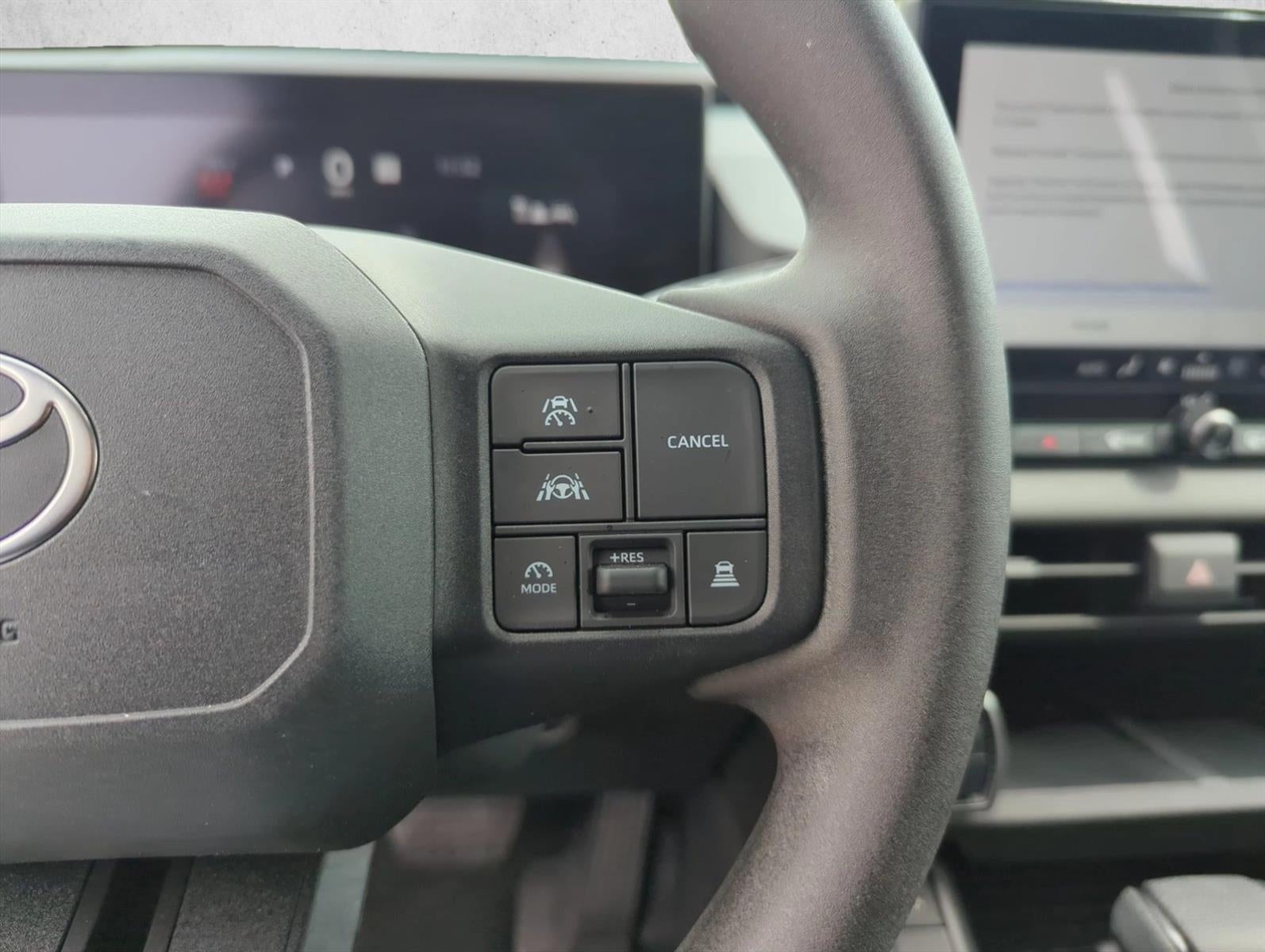 2026 Toyota RAV4 LE FWD (Natl)