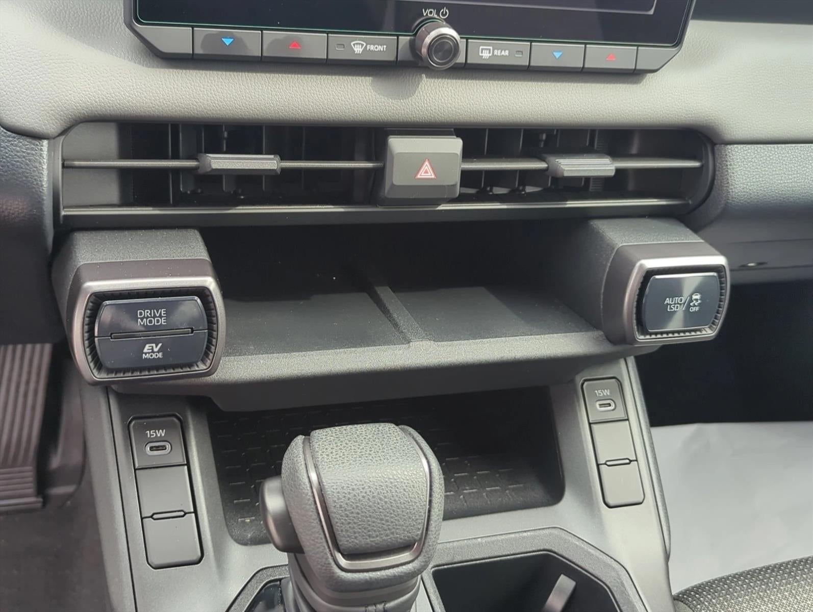 2026 Toyota RAV4 LE FWD (Natl)