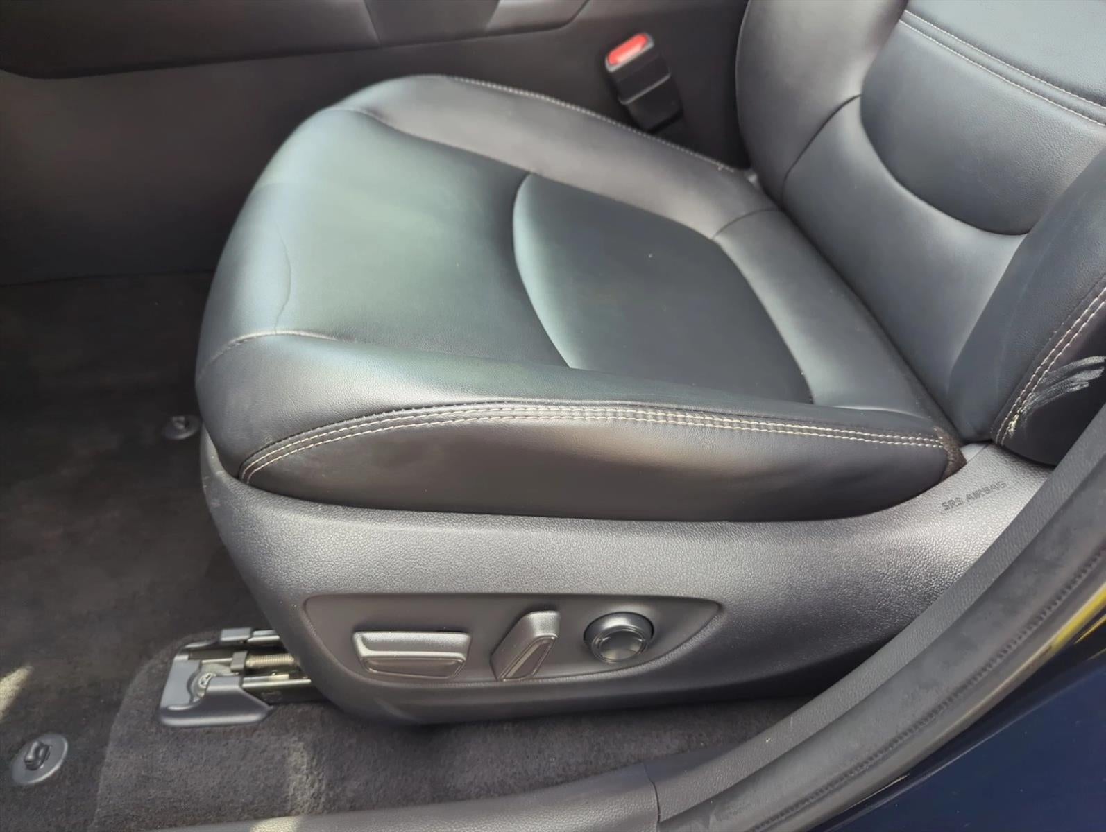 2025 Toyota RAV4 XLE Premium AWD (Natl)