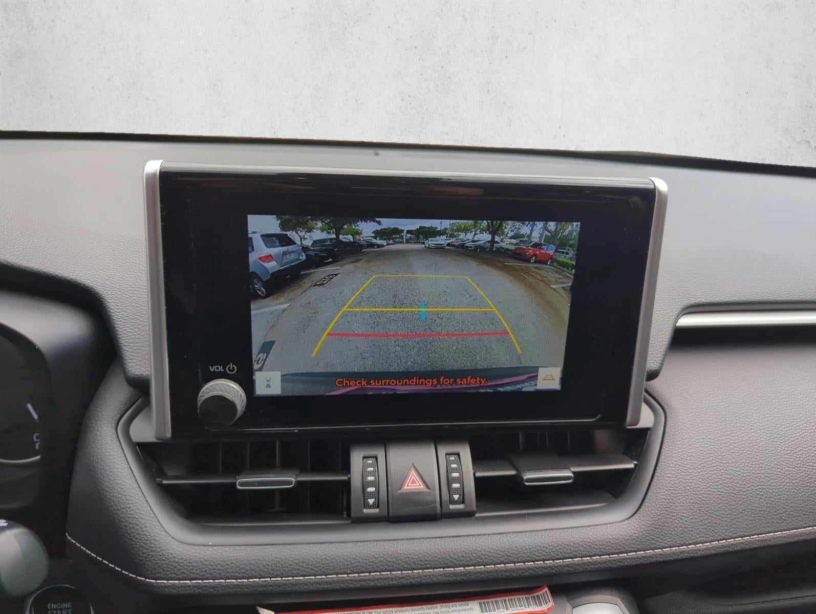 2025 Toyota RAV4 XLE Premium AWD (Natl)