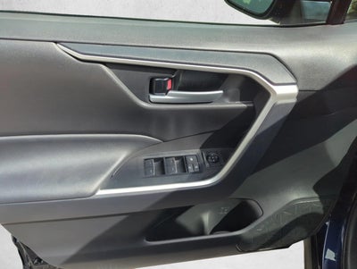 2025 Toyota RAV4 XLE Premium AWD (Natl)