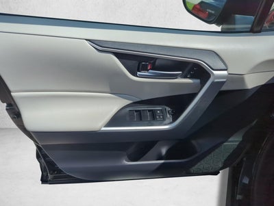 2020 Toyota RAV4 XLE Premium AWD (Natl)