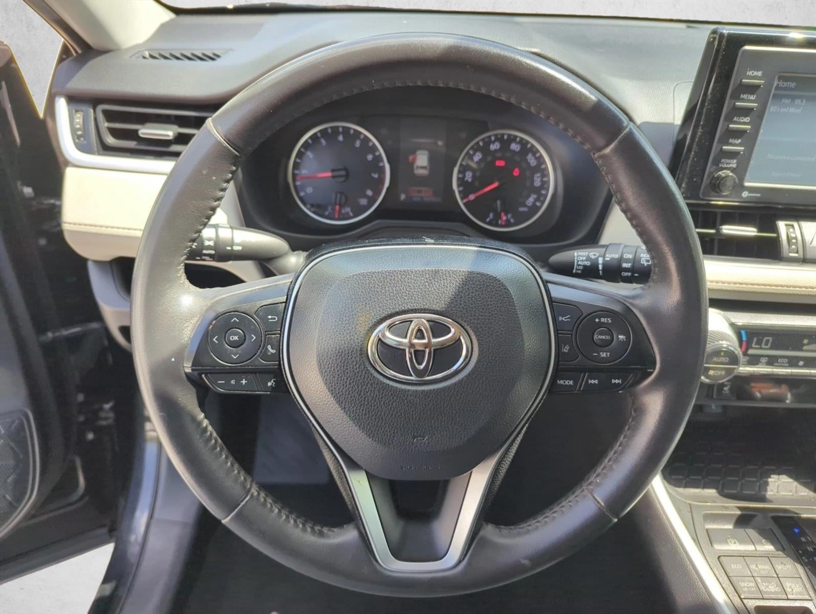 2020 Toyota RAV4 XLE Premium AWD (Natl)