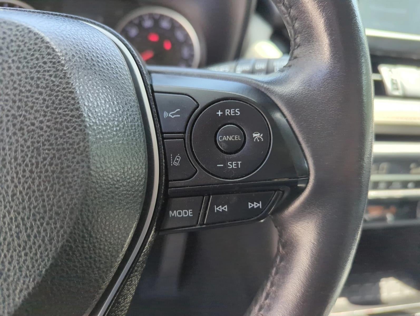 2020 Toyota RAV4 XLE Premium AWD (Natl)