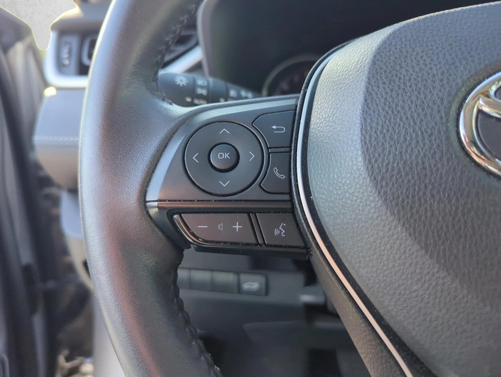 2023 Toyota RAV4 XLE Premium FWD (Natl)