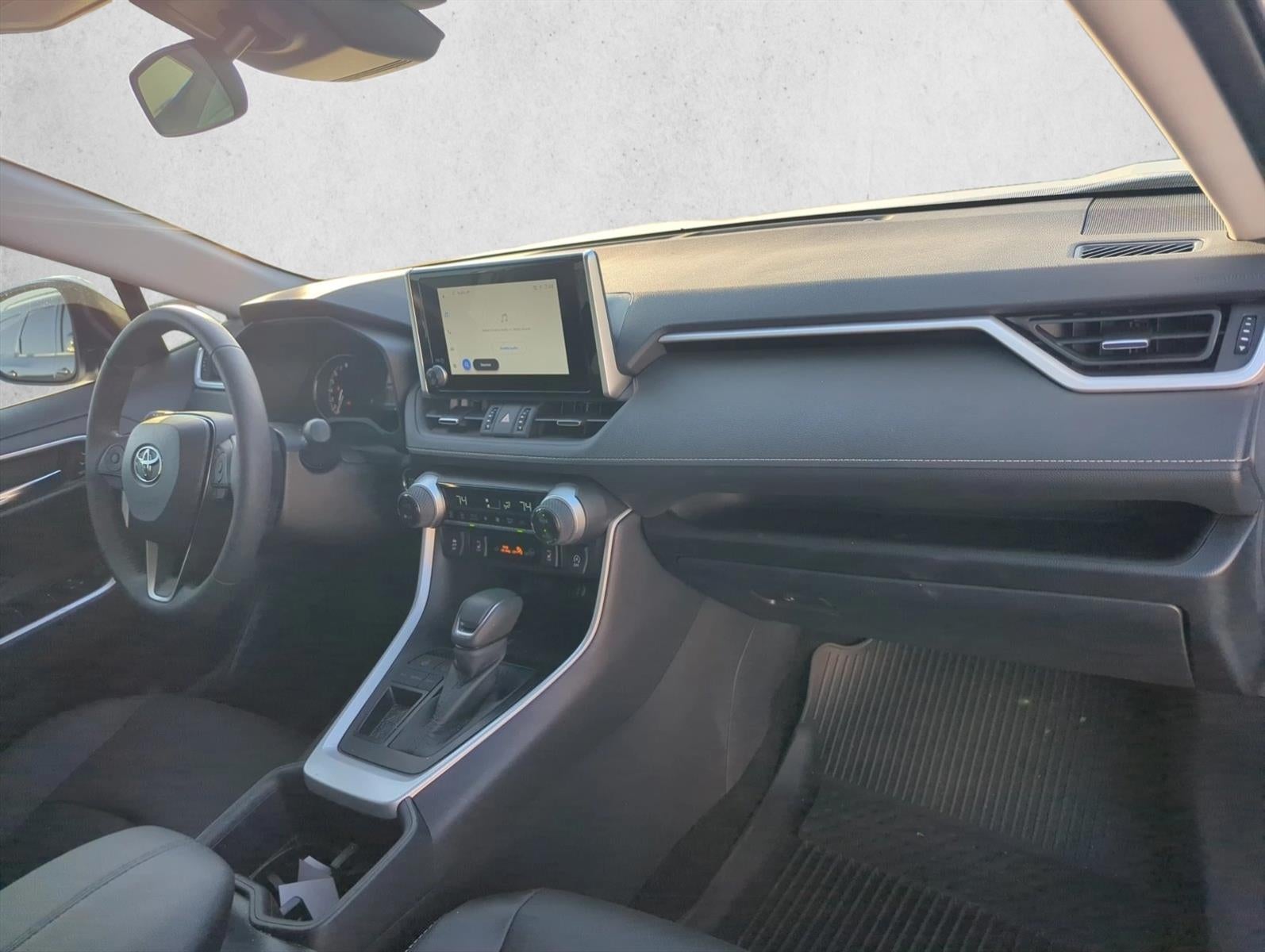 2025 Toyota RAV4 XLE Premium FWD (Natl)