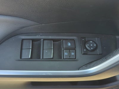 2025 Toyota RAV4 XLE Premium FWD (Natl)