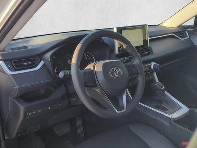2025 Toyota RAV4 XLE Premium FWD (Natl)
