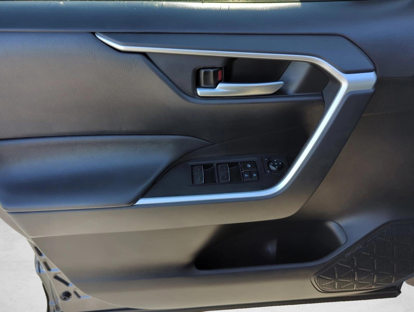 2024 Toyota RAV4 XLE Premium FWD (Natl)