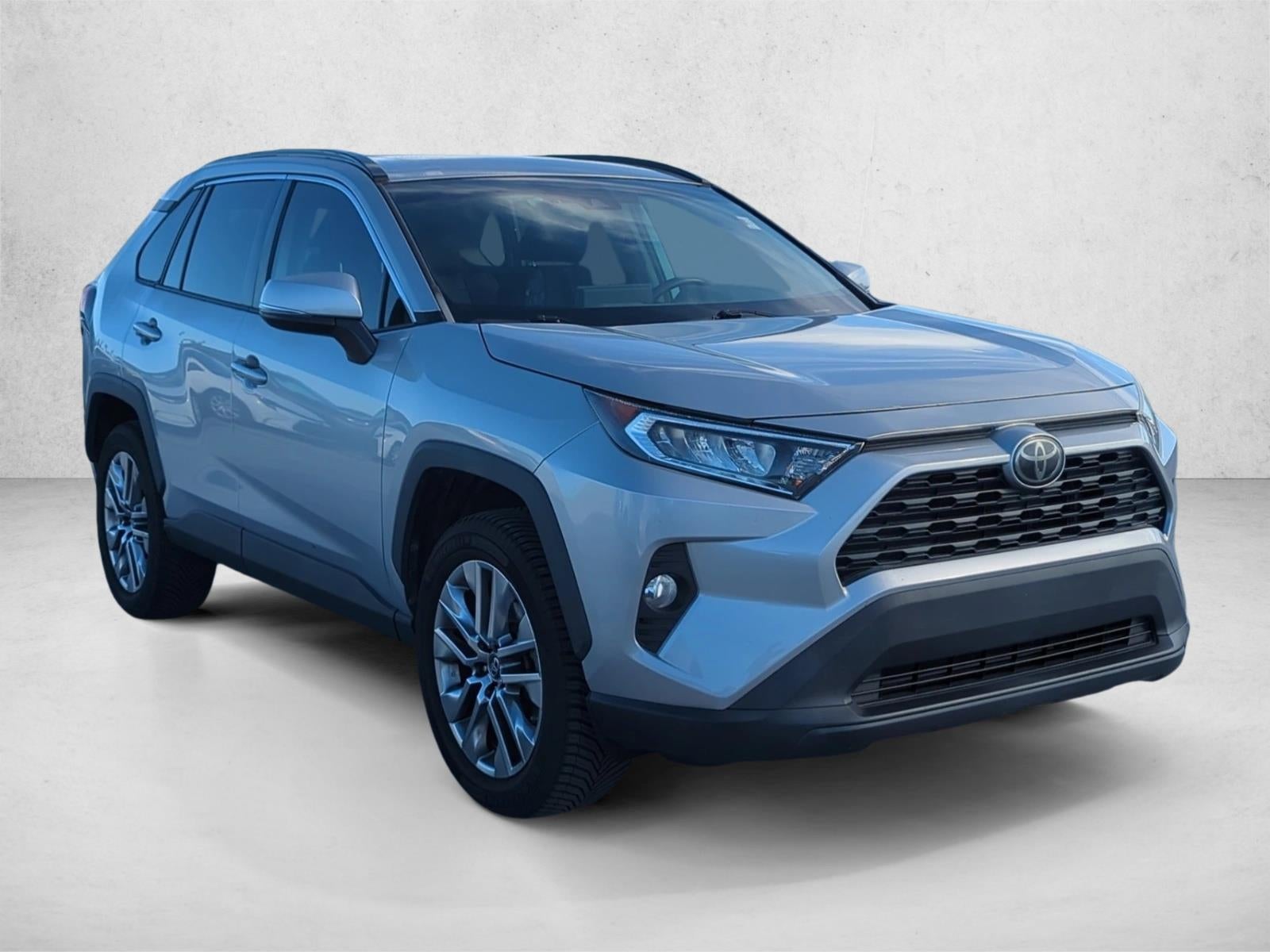 2019 Toyota RAV4 XLE Premium FWD (Natl)