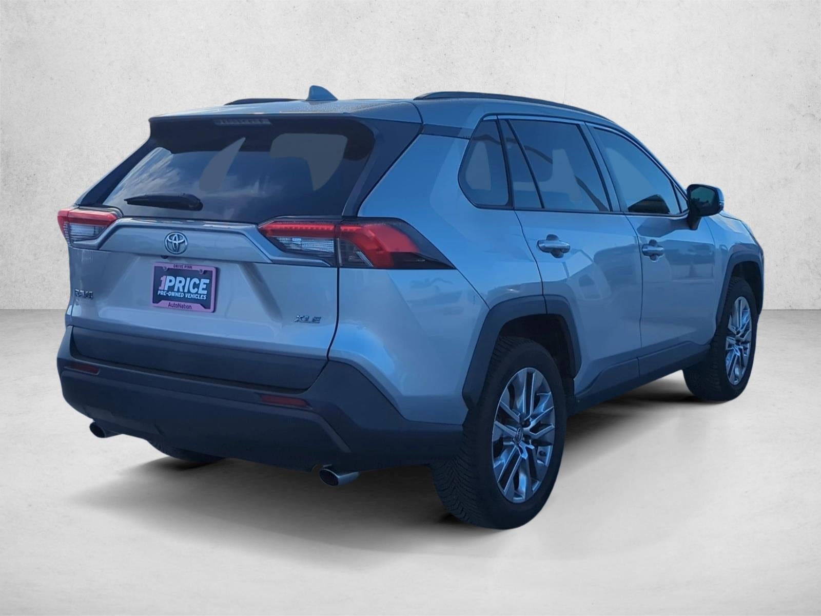 2019 Toyota RAV4 XLE Premium FWD (Natl)