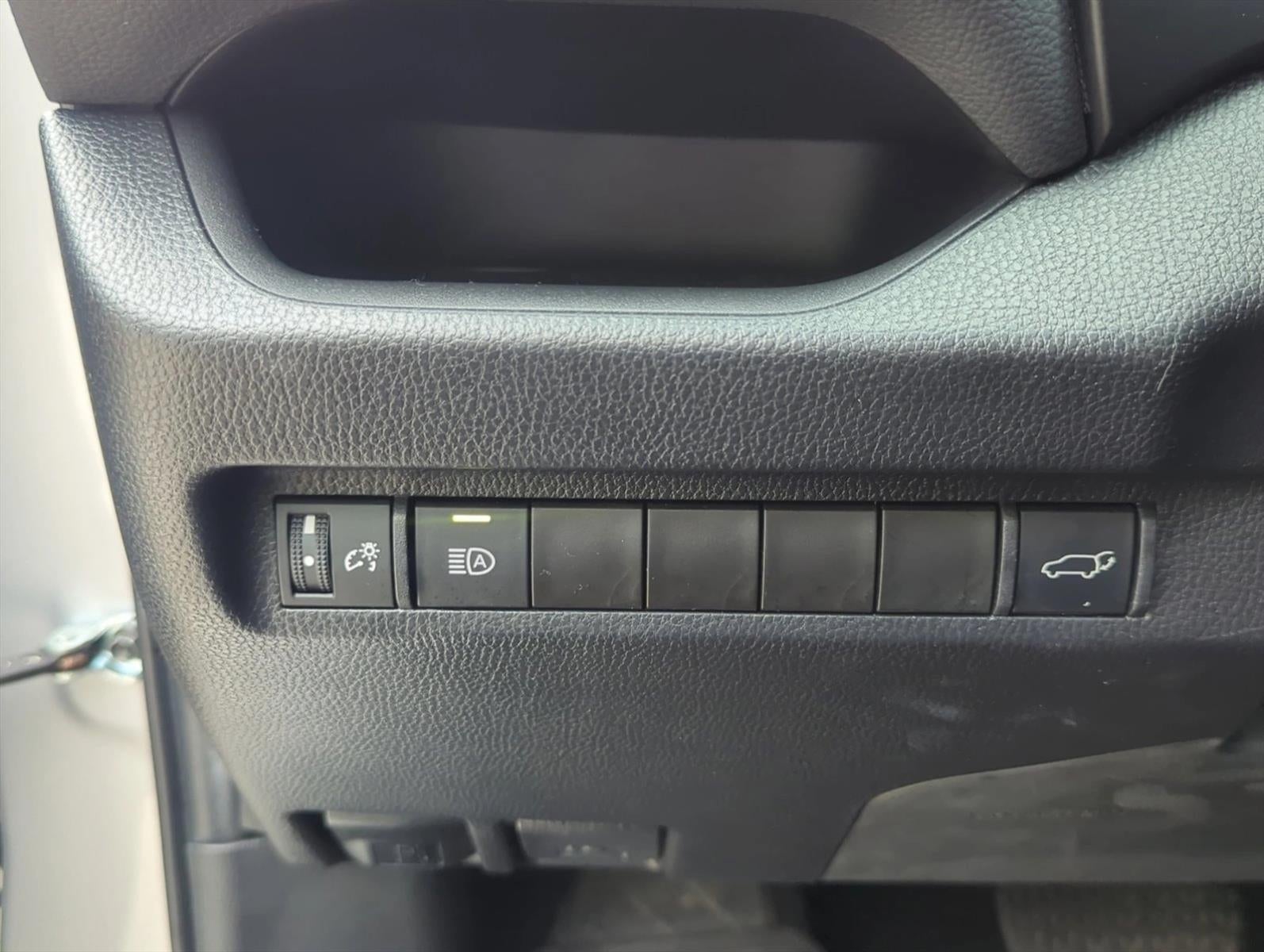 2023 Toyota RAV4 XLE Premium FWD (Natl)