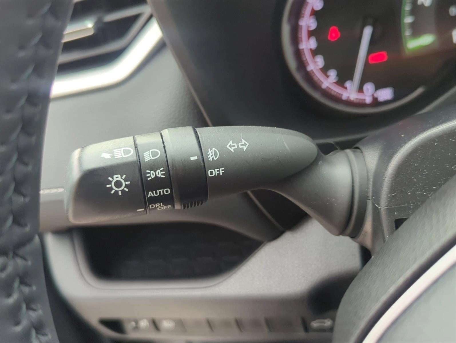 2023 Toyota RAV4 XLE Premium FWD (Natl)