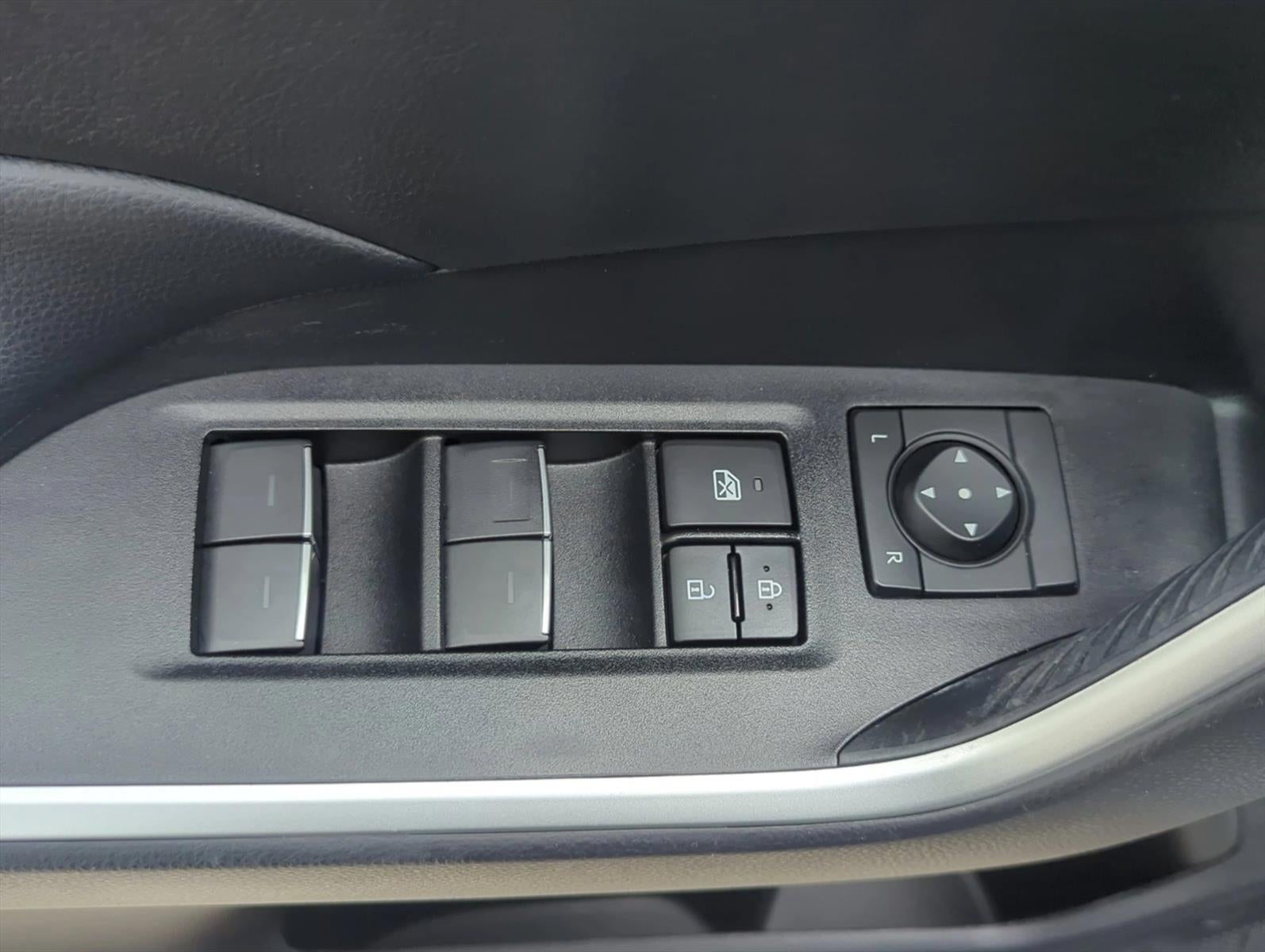 2023 Toyota RAV4 XLE Premium FWD (Natl)