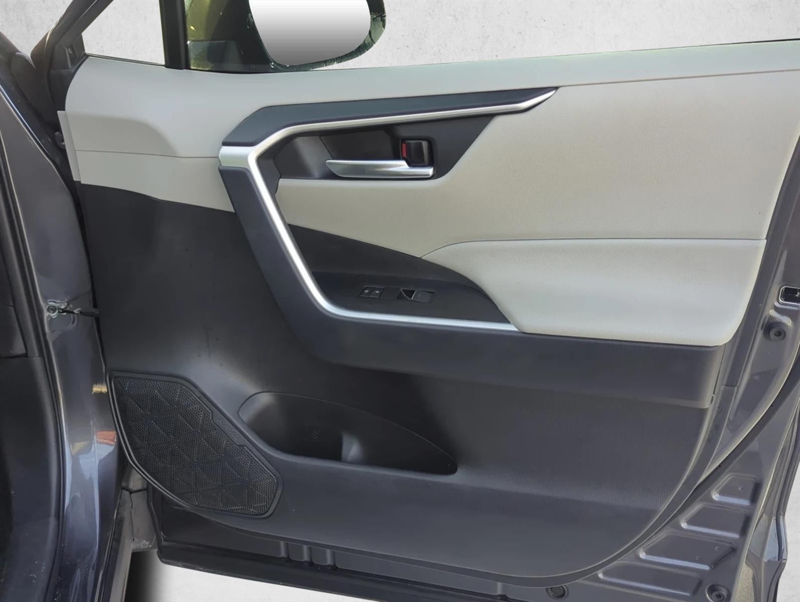 2024 Toyota RAV4 XLE Premium FWD (Natl)