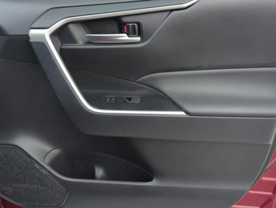 2025 Toyota RAV4 XLE Premium FWD (Natl)