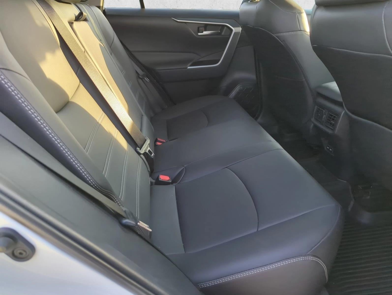 2024 Toyota RAV4 XLE Premium FWD (Natl)