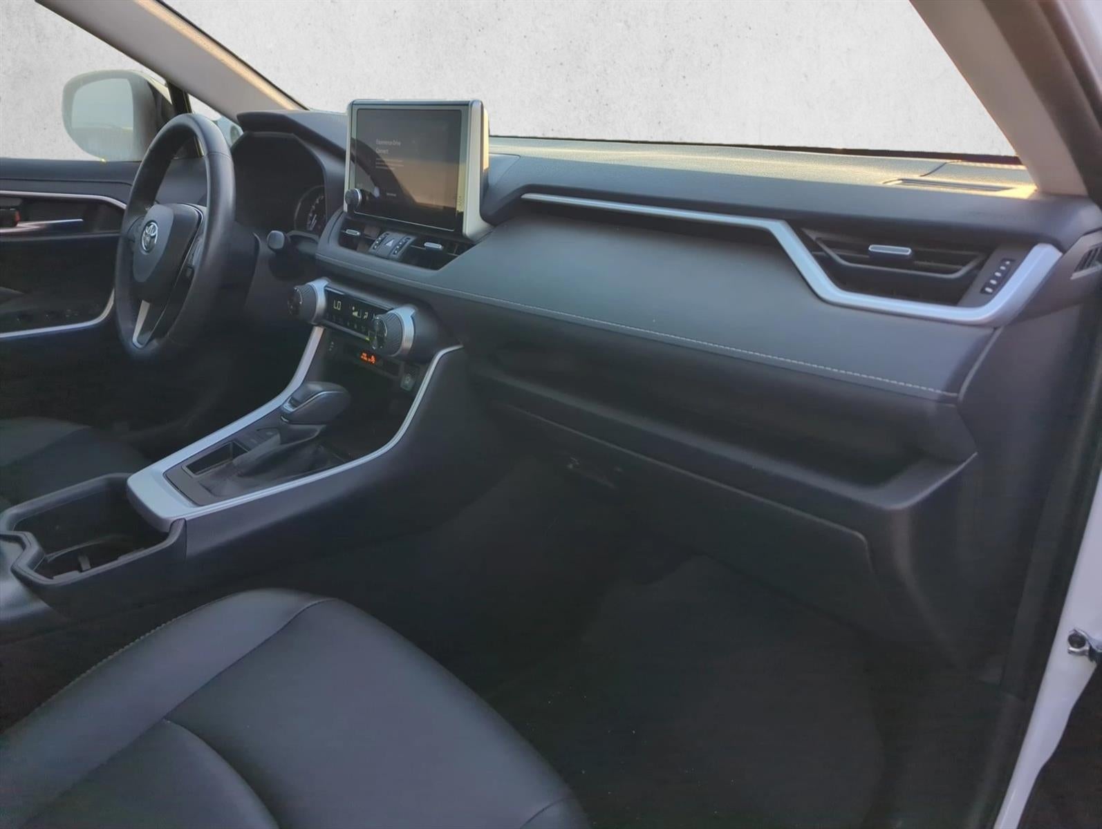 2024 Toyota RAV4 XLE Premium FWD (Natl)