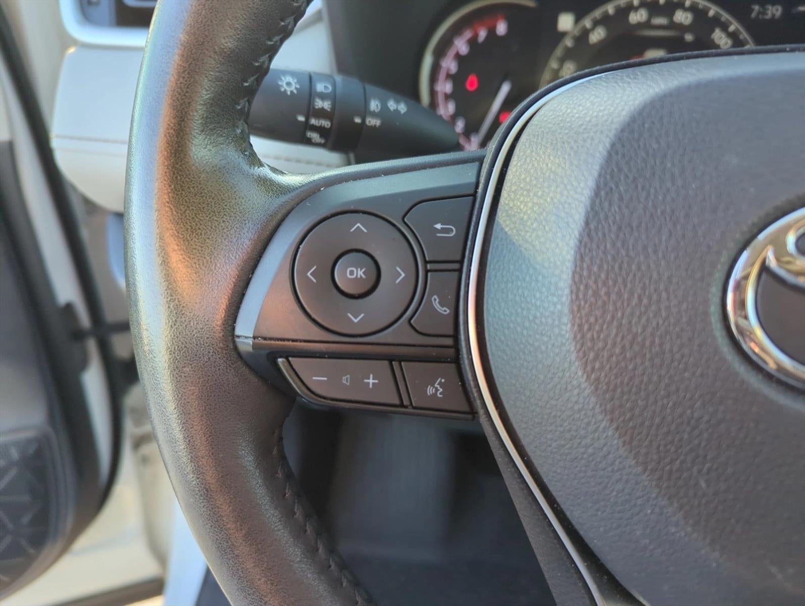 2024 Toyota RAV4 XLE Premium FWD (Natl)
