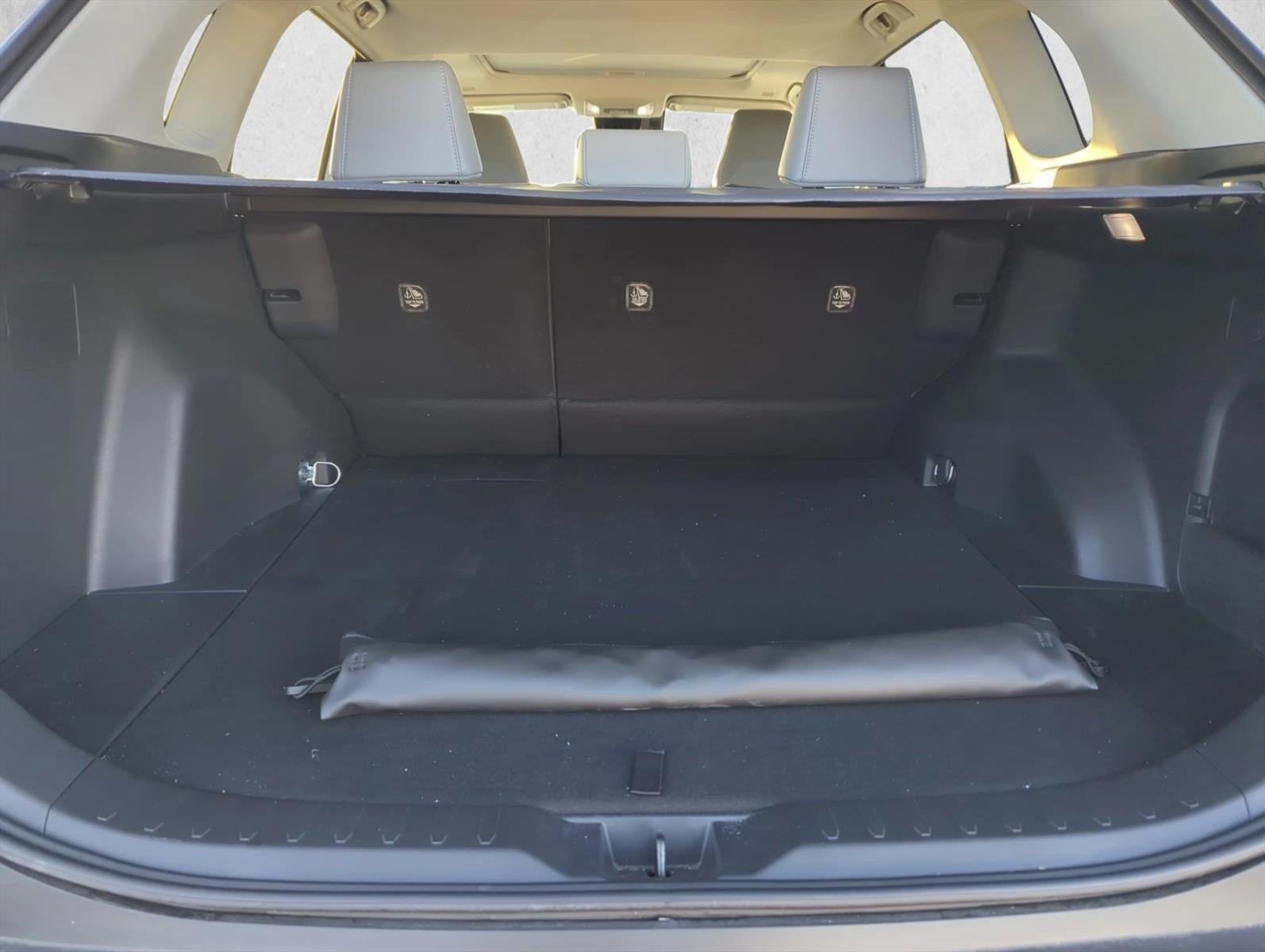 2024 Toyota RAV4 XLE Premium FWD (Natl)