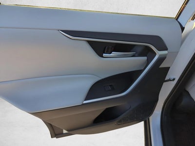 2024 Toyota RAV4 XLE Premium FWD (Natl)
