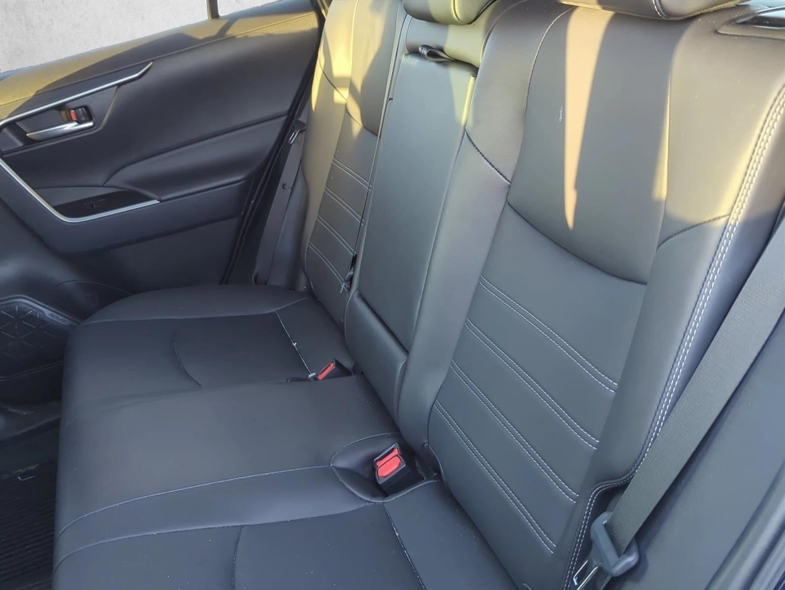 2024 Toyota RAV4 XLE Premium FWD (Natl)