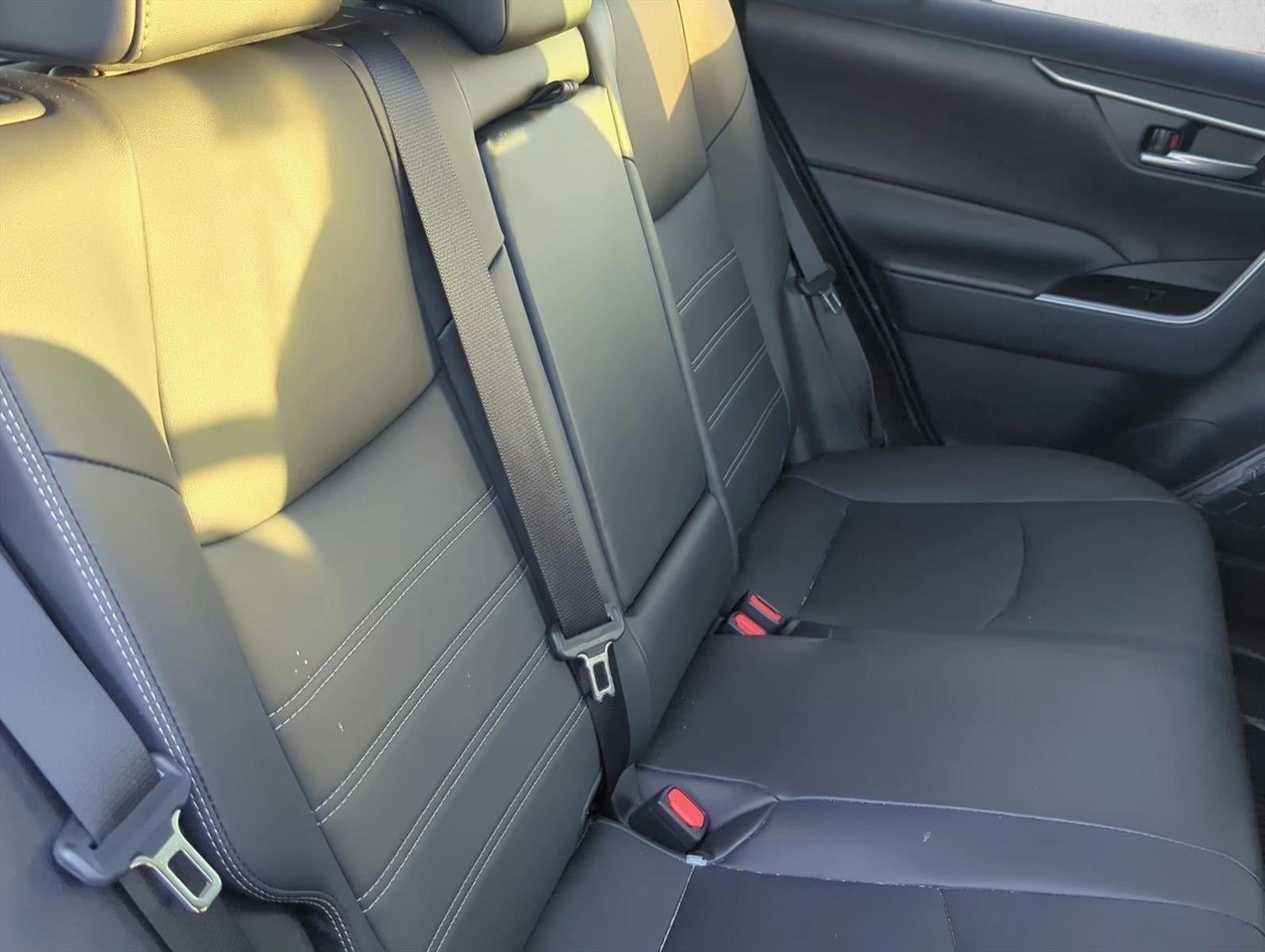 2024 Toyota RAV4 XLE Premium FWD (Natl)