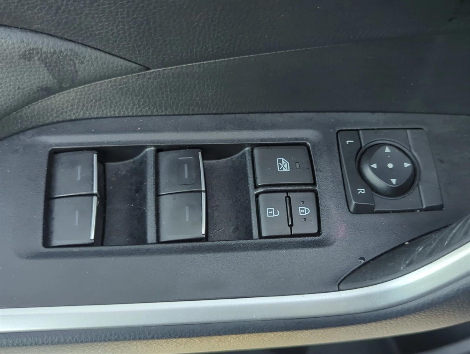 2024 Toyota RAV4 XLE Premium FWD (Natl)