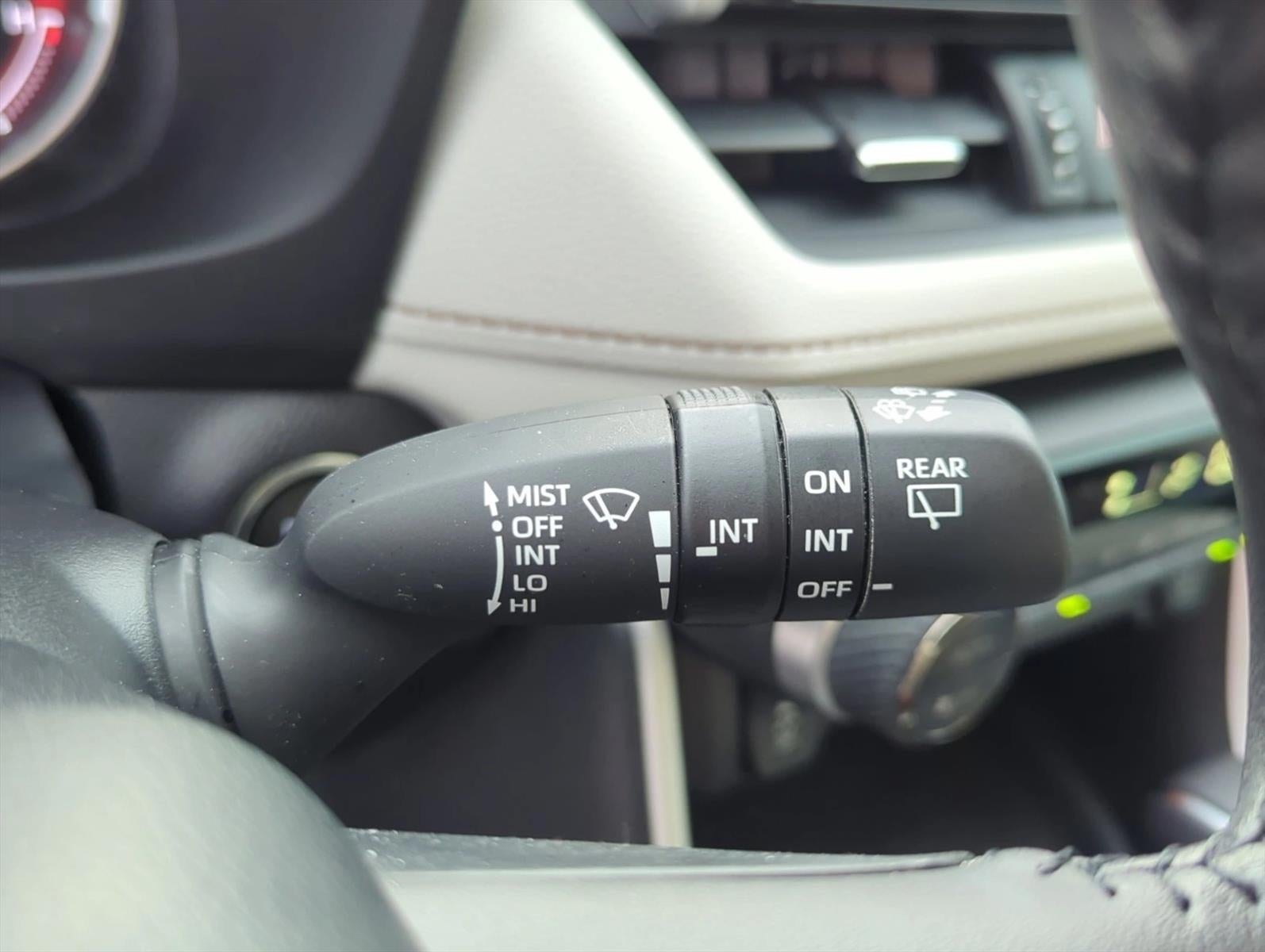 2024 Toyota RAV4 XLE Premium FWD (Natl)