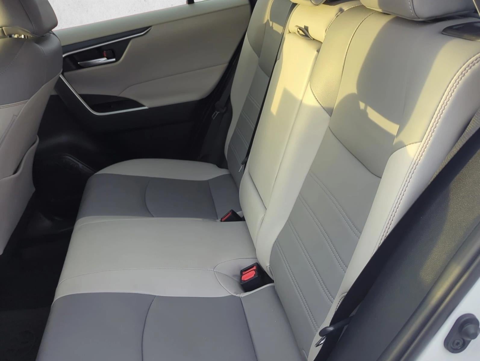 2024 Toyota RAV4 XLE Premium FWD (Natl)