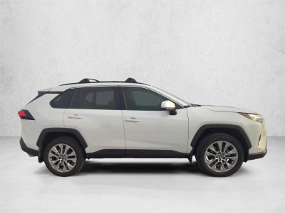 2024 Toyota RAV4 XLE Premium FWD (Natl)