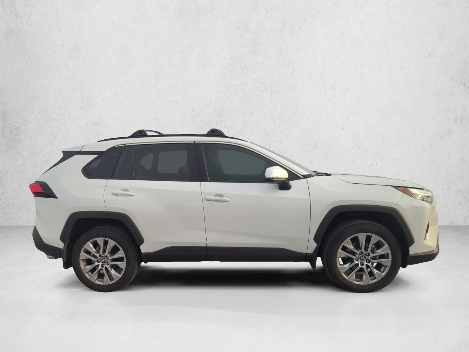 2024 Toyota RAV4 XLE Premium FWD (Natl)