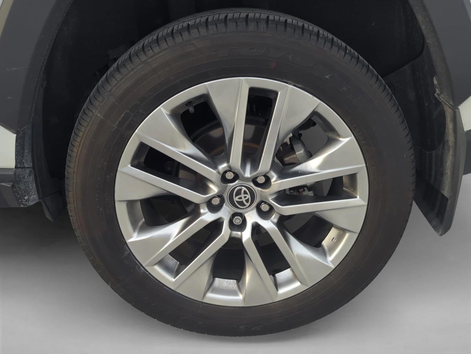 2024 Toyota RAV4 XLE Premium FWD (Natl)