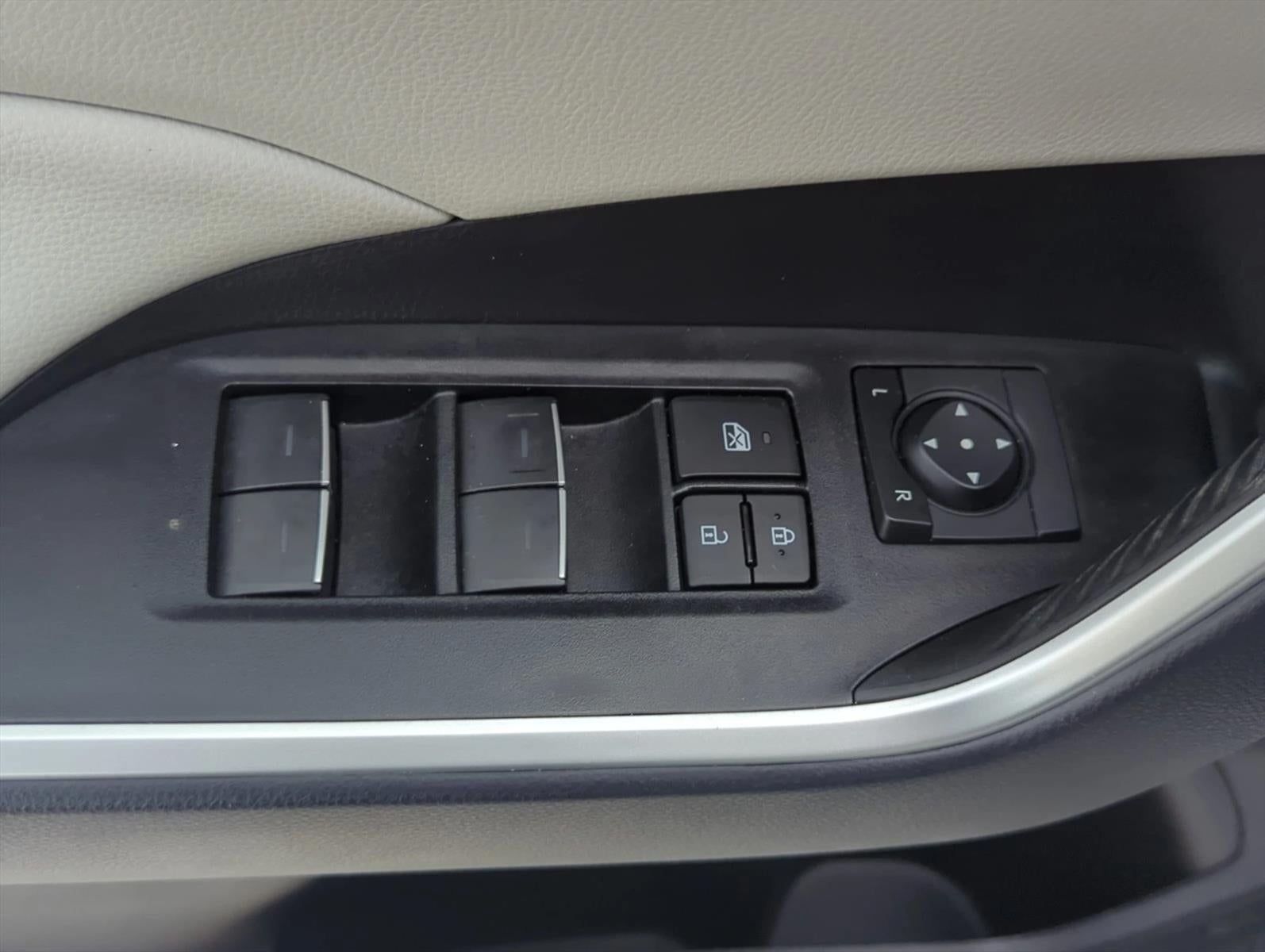 2024 Toyota RAV4 XLE Premium FWD (Natl)