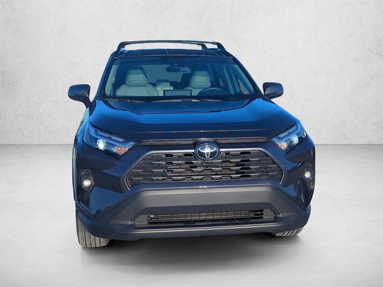 2025 Toyota RAV4 XLE Premium FWD (Natl)