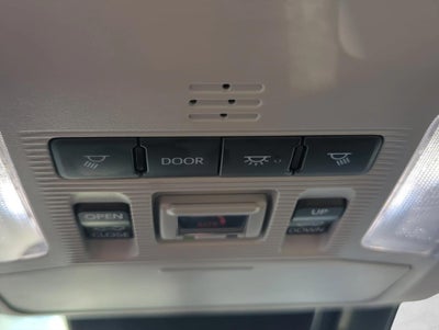 2025 Toyota RAV4 XLE Premium FWD (Natl)