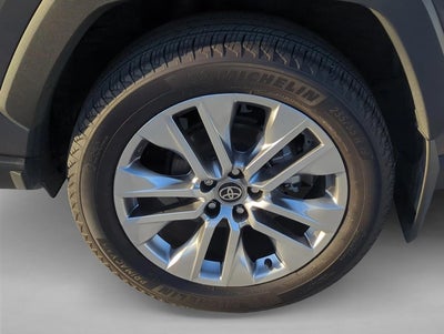 2025 Toyota RAV4 XLE Premium FWD (Natl)