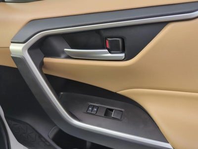 2025 Toyota RAV4 XLE Premium FWD (Natl)