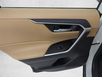 2025 Toyota RAV4 XLE Premium FWD (Natl)